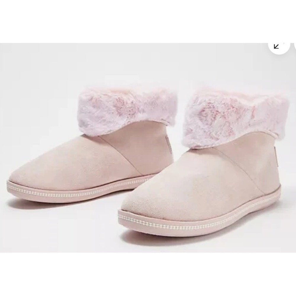 Skechers Campfire Blush Pink Faux Fur Scuff‎ Hard Sole Slipper Booties 10 NIB